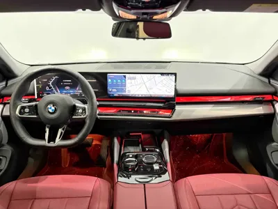 BMW 5 Series 2025, 15100 км, за 288000 CNY - фото 8