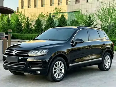 Volkswagen Touareg · 2013 год