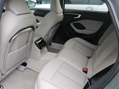 Audi 奥迪A5L 2025, 3000 км, за 218800 CNY - фото 11