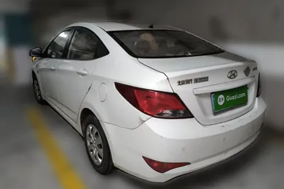 Hyundai Verna (older generation) 2014, 109000 км, за 26036.22 CNY - фото 10