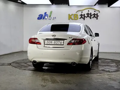 Infiniti M 2012, 148000 км, за 2990000 KRW