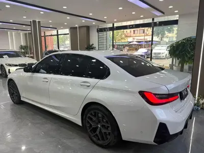 BMW 3 Series 2025, 6000 км, за 187600 CNY - фото 10