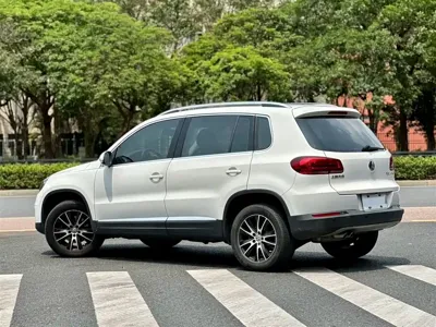 Volkswagen Tiguan 2015, 115000 км, за 36800 CNY