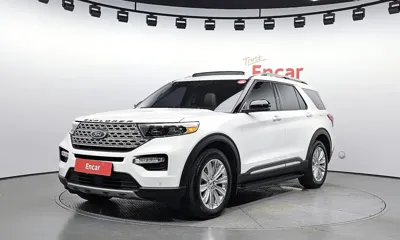 Ford Explorer · 2021 год