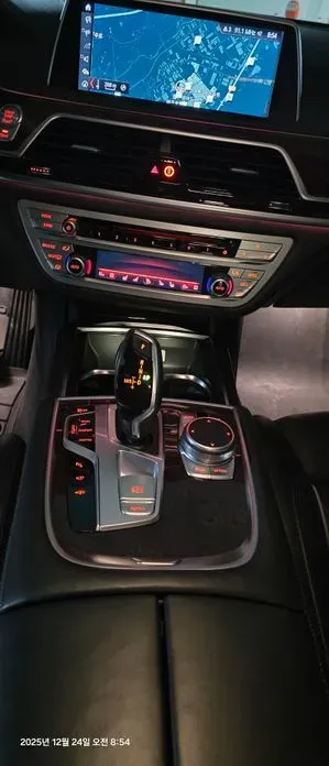 BMW 7-Series 2016, 167500 км, за 32000000 KRW - фото 9