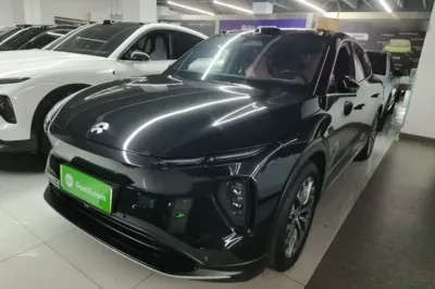 Nio EC6 · 2024 год