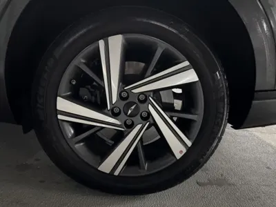 Genesis GV70 2025, 30131 км, за 37600000 KRW