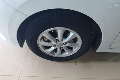 Hyundai Verna (older generation) 2017, 71800 км, за 40305.16 CNY - фото 10