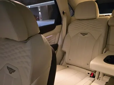 Bentley Bentayga 2024, 2400 км, за 283000000 KRW - фото 4