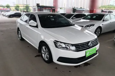Volkswagen Lavida 2015, 71200 км, за 36688.64 CNY - фото 3