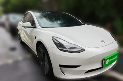Tesla Model 3 2022, 28200 км, за 168297.33 CNY