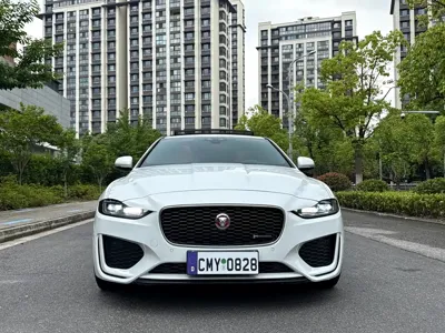 Jaguar XEL 2021, 90000 км, за 89800 CNY