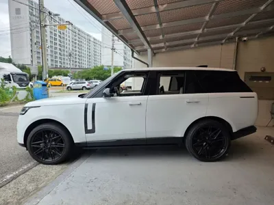 Land Rover Range Rover 2023, 58756 км, за 189990000 KRW - фото 3