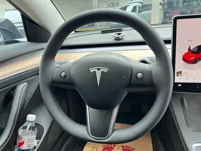 Tesla Model 3 2023, 32000 км, за 128800 CNY - фото 5