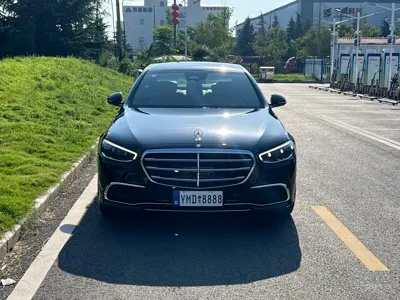 Mercedes-Benz S-Class 2023, 40000 км, за 530000 CNY