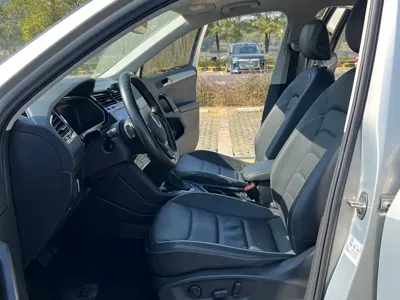 Volkswagen 途观L插电混动 2021, 110000 км, за 86800 CNY - фото 7
