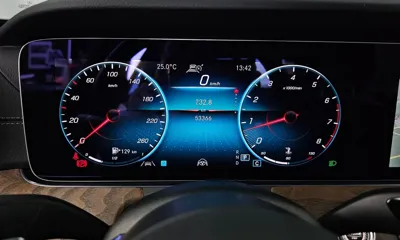 Mercedes-Benz E-Class 2022, 53366 км, за 36490000 KRW - фото 8