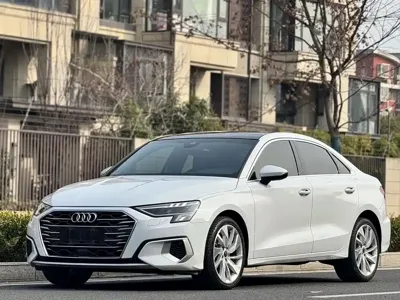 Audi A3 · 2022 год