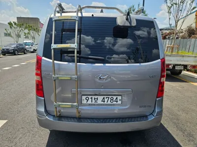 Hyundai Starex 2018, 200657 км, за 8500000 KRW