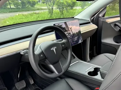 Tesla Model Y 2023, 46000 км, за 145800 CNY - фото 14