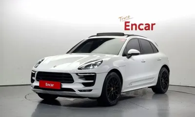Porsche Macan · 2018 год