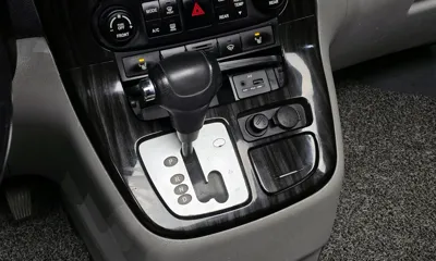 Kia Canival 2011, 175144 км, за 4250000 KRW - фото 9
