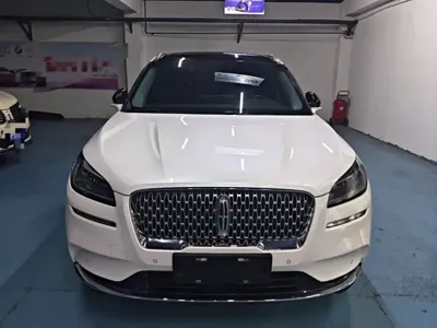 Lincoln Corsair 2022, 25700 км, за 114900 CNY