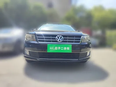 Volkswagen Lavida 2013, 135800 км, за 25281.65 CNY
