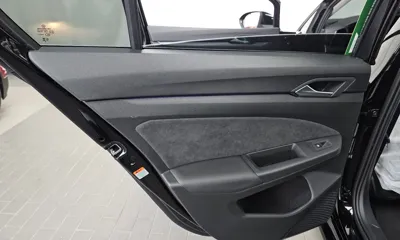 Volkswagen Golf 2026, 16 км, за 39990000 KRW - фото 25