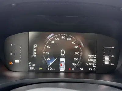 Volvo S60 2021, 130000 км, за 92800 CNY - фото 9