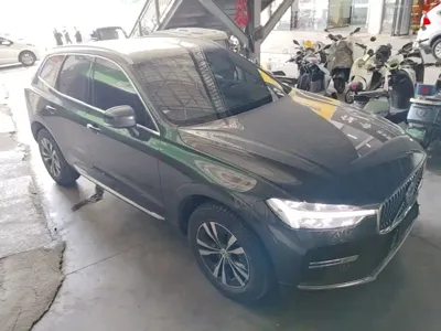 Volvo XC60 2022, 39600 км, за 142900 CNY