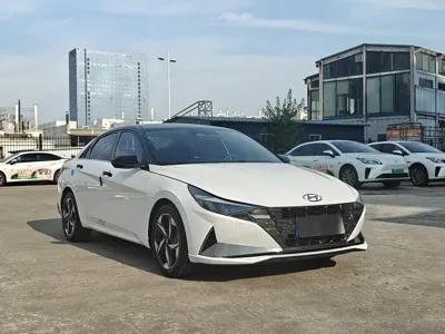 Hyundai Elantra 2023, 36000 км, за 101800 CNY
