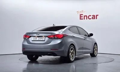 Hyundai Avante 2015, 112158 км, за 6500000 KRW