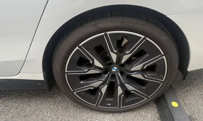 BMW i7 2024, 13387 км, за 160000000 KRW - фото 20