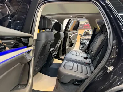 Volkswagen Touareg 2019, 76000 км, за 196800 CNY - фото 8