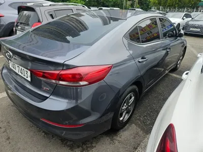 Hyundai Avante 2017, 129069 км, за 8300000 KRW - фото 3