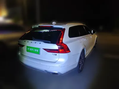 Volvo V90 2020, 97200 км, за 164796.37 CNY - фото 6