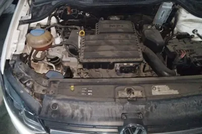 Volkswagen Polo 2016, 64500 км, за 38123.01 CNY - фото 4