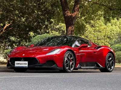 Maserati MC20 · 2022 год