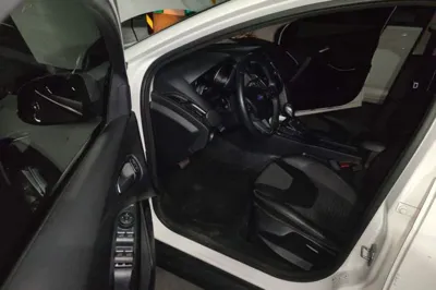 Ford Focus 2015, 42300 км, за 27735.71 CNY - фото 16