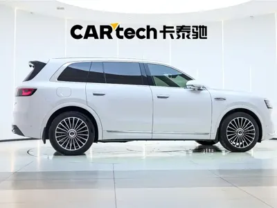 AITO 问界 AITO M8 2025, 13200 км, за 368000 CNY