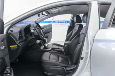 Hyundai Avante 2016, 120291 км, за 7500000 KRW - фото 8