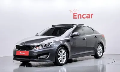 Kia K5 · 2011 год