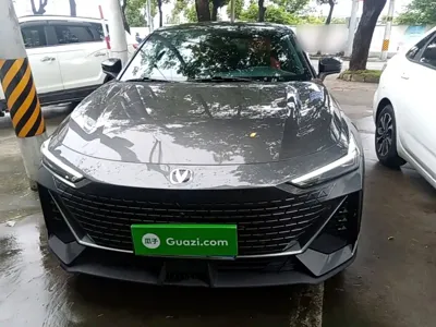 Changan UNI-V 2022, 38500 км, за 58099 CNY