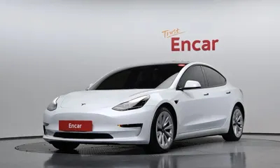 Tesla Model 3 · 2022 год