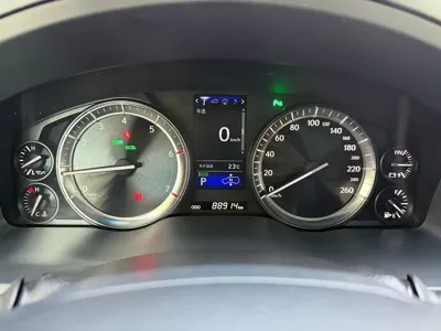 Lexus LX 2019, 88000 км, за 1269800 CNY - фото 10