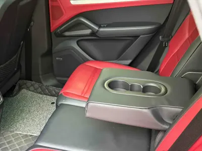 Porsche Cayenne 2024, 15000 км, за 668000 CNY - фото 24
