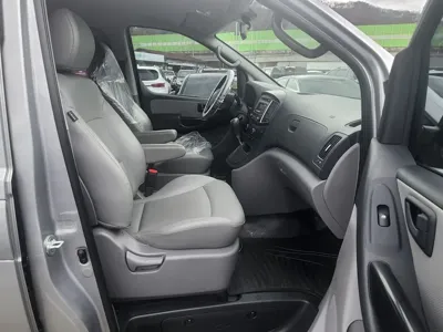 Hyundai Starex 2017, 54659 км, за 12700000 KRW - фото 15