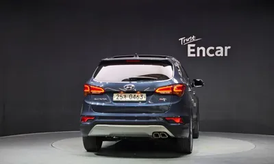 Hyundai Santafe 2017, 100351 км, за 12990000 KRW