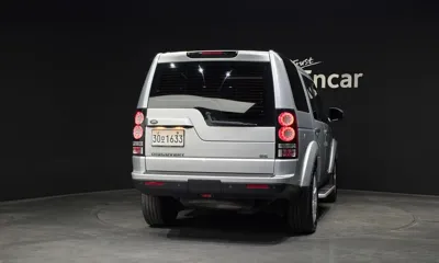 Land Rover Discovery 2015, 106554 км, за 18900000 KRW